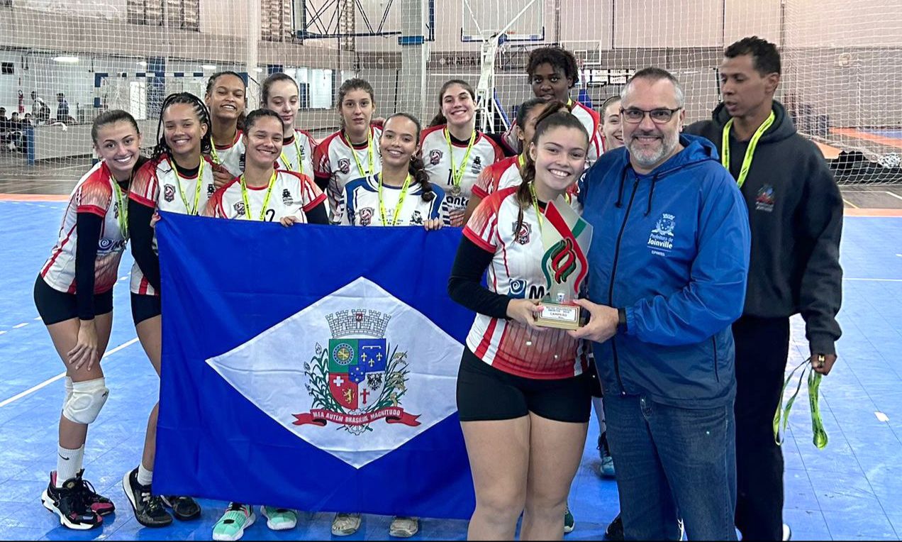 Joinville é campeã no futebol masculino e no voleibol feminino na etapa