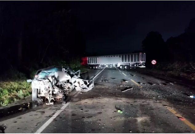 Colisão frontal resulta em morte na SC-418