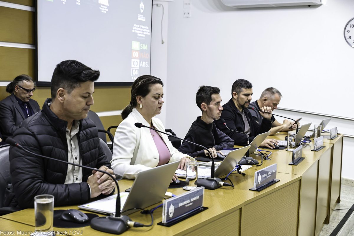 Bíblia como recurso paradidático em escolas ganha autorização de Cidadania