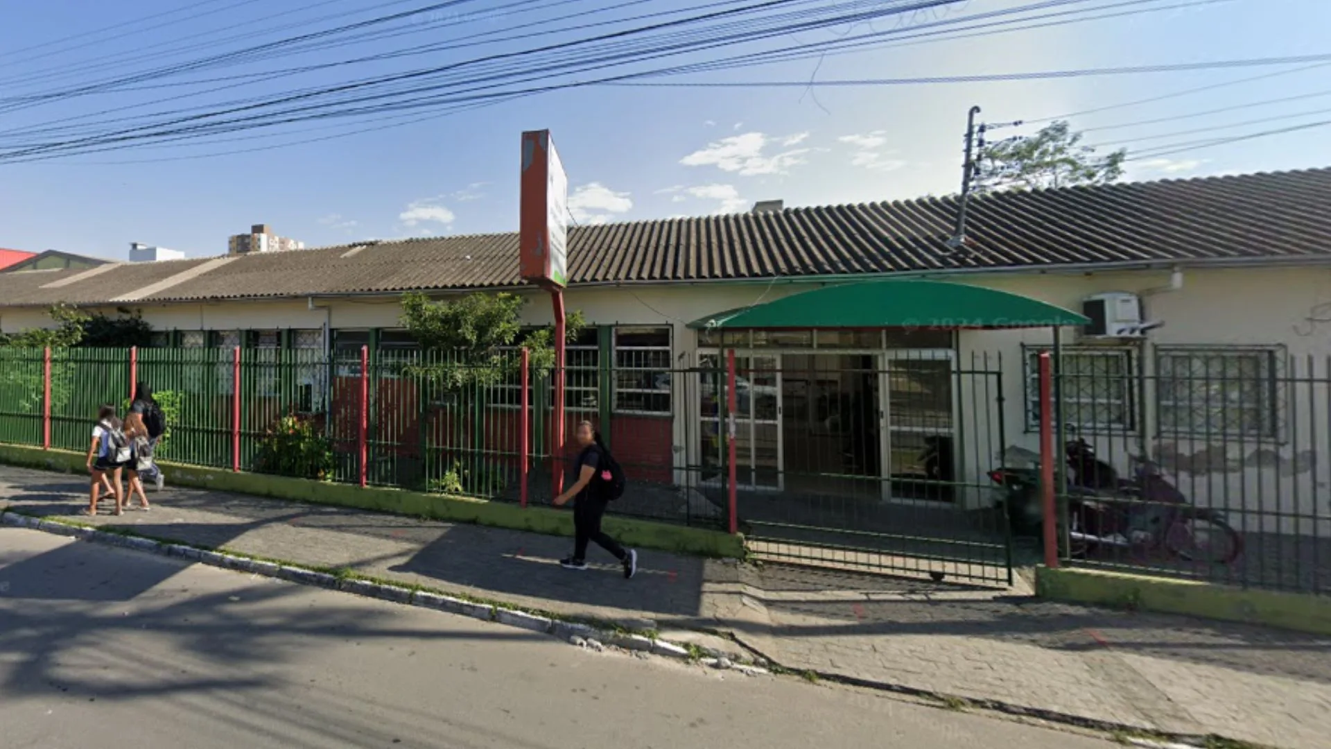 ‘Iria matar as crianças’: homem invade escola em SC e causa pânico entre alunos e professores