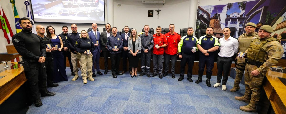 Servidores da segurança são condecorados com Medalha Jackson dos Santos