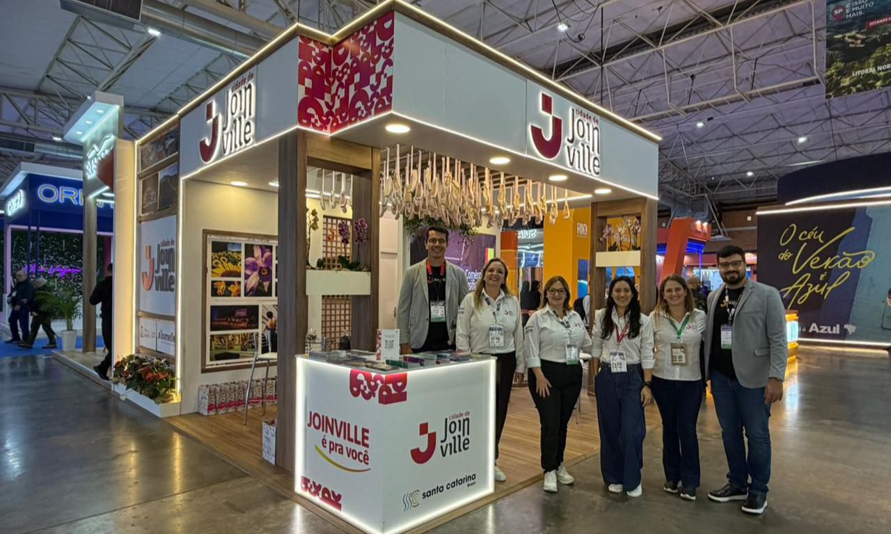 Joinville participa da Festuris, em Gramado, com estande próprio e promove atrativos turísticos da cidade