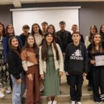 Jovens aprendem na prática como empreender em projeto da Ajorpeme