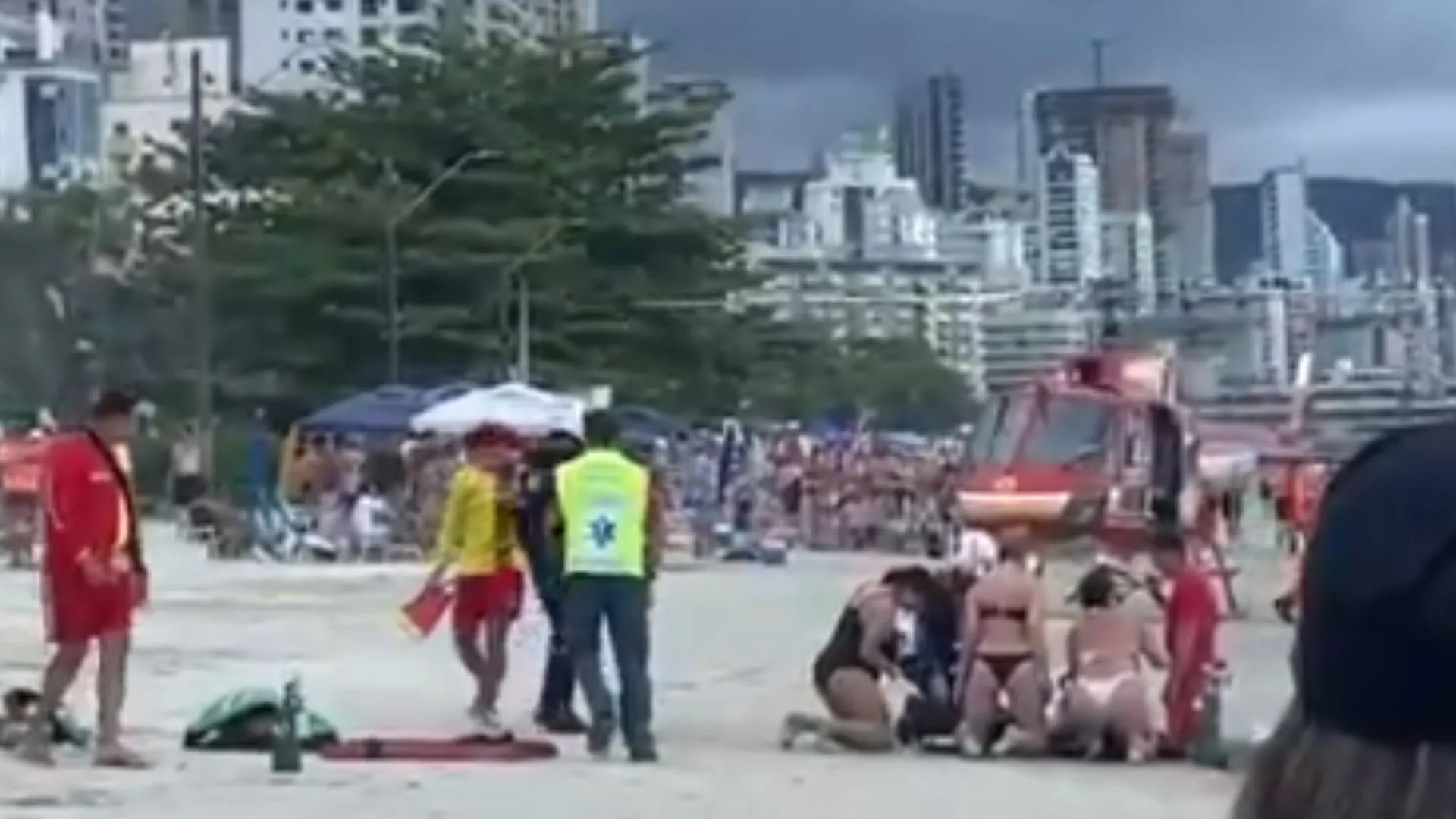 Homem morre afogado em praia de SC – Imagem: Jornal Hora de Porto Belo