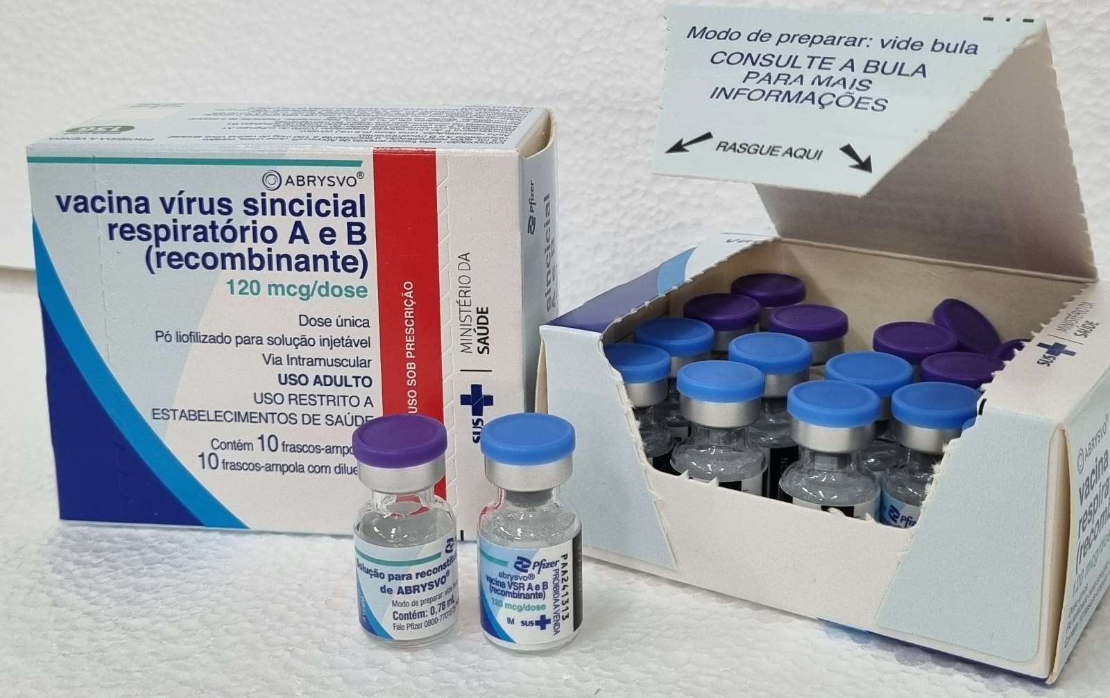 Santa Catarina inicia nesta sexta a distribuição de 25,8 mil doses da vacina contra o Vírus Sincicial Respiratório para gestantes