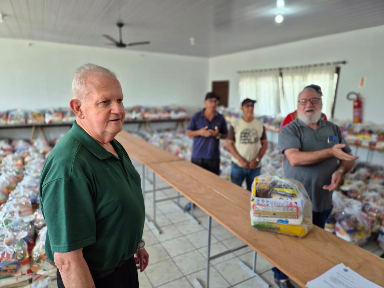 Padre Jorjão arrecada 30 toneladas de alimentos durante a Campanha de Natal 2024