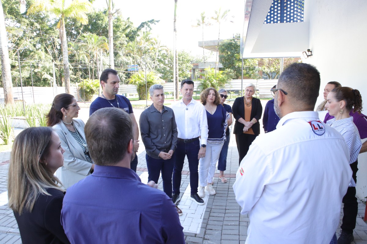 Comissão de Saúde visita obra e cobra inauguração do novo Naipe