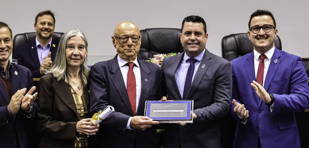 Câmara de Joinville concede Título de Cidadão Honorário ao senador Esperidião Amin