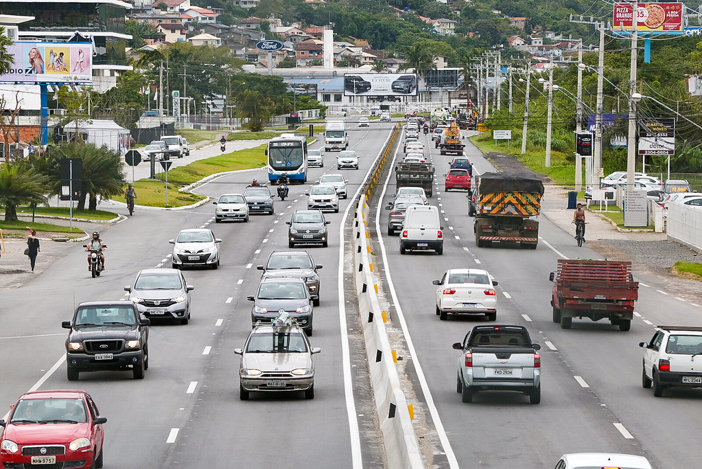 Rodovias estaduais de Florianópolis terão mudanças no trânsito em função de evento esportivo neste domingo