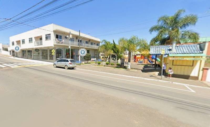 Morador de rua é agredido com gravidade em praça de Papanduva