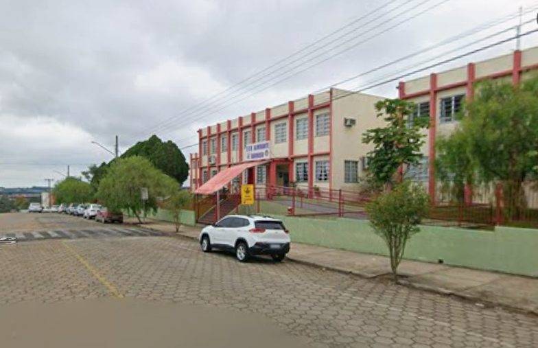 Briga entre alunos em escola de Canoinhas termina com um adolescente hospitalizado