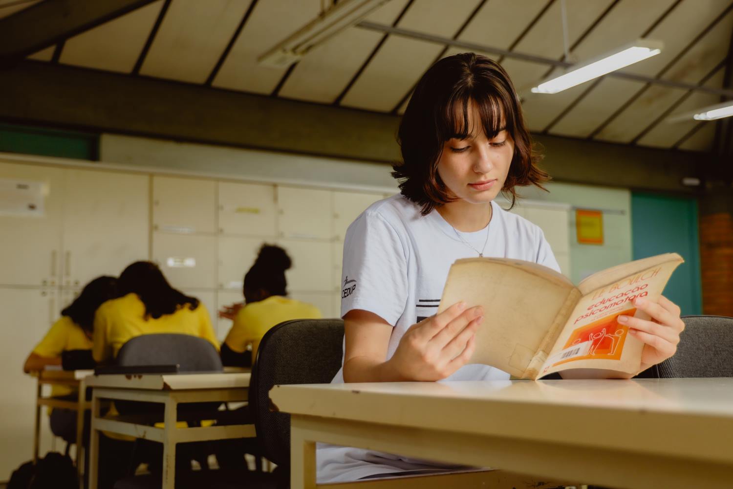 Dia Internacional do Jovem Trabalhador