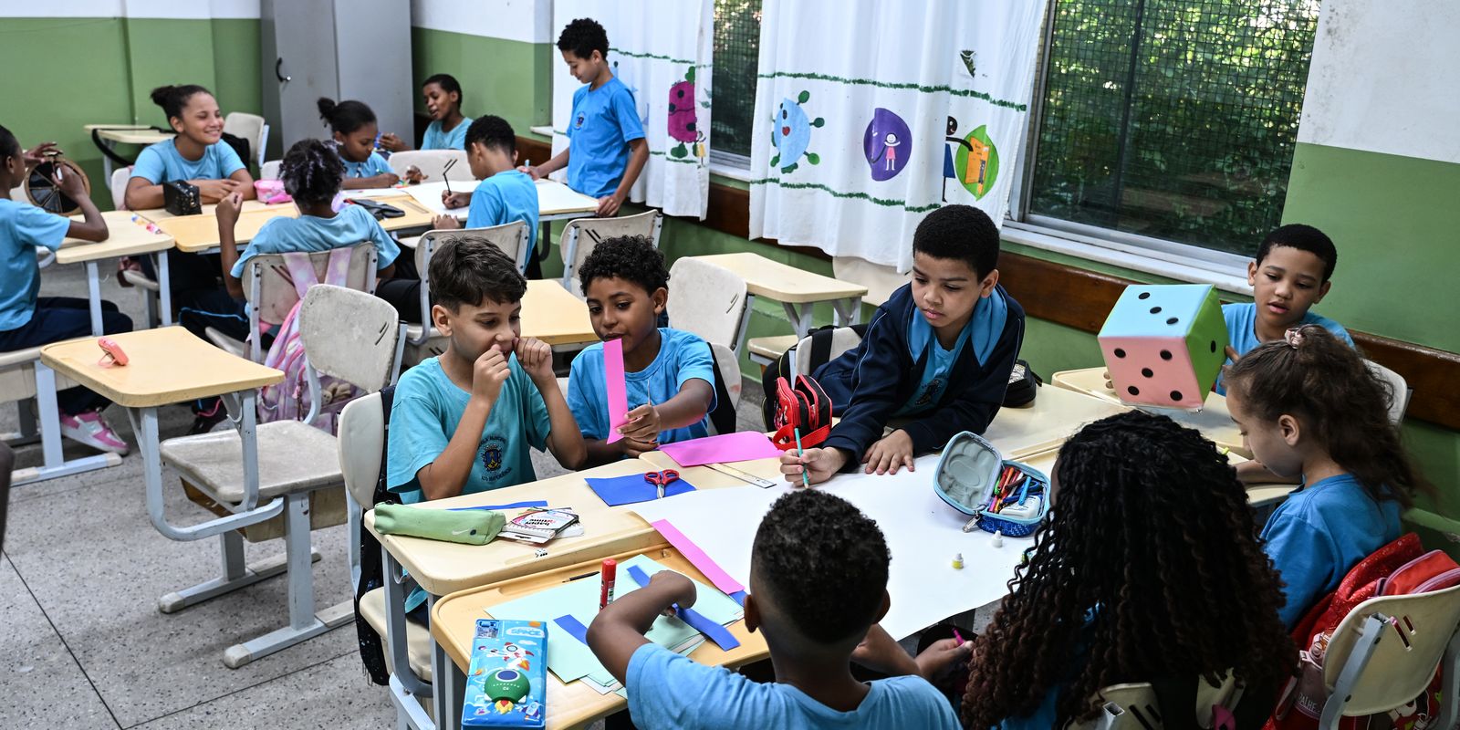 Governo fixa em R$ 5,1 mil novo piso nacional do magistério