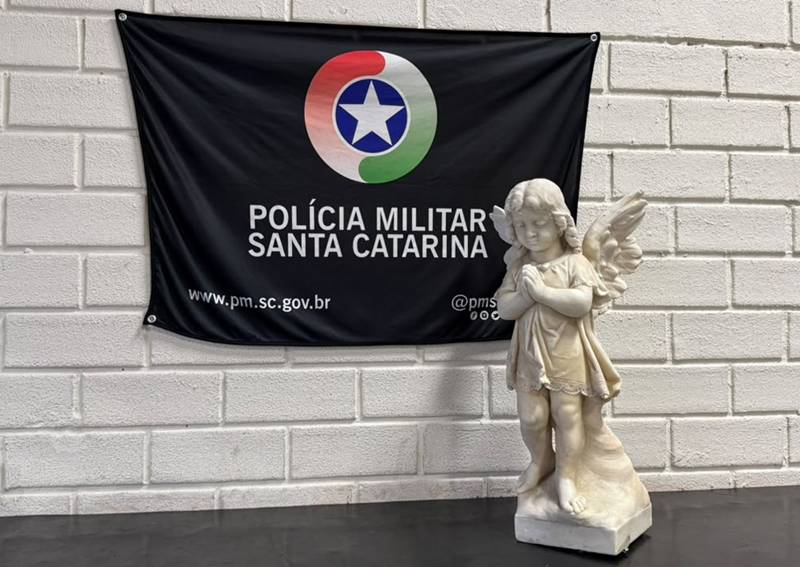 Raridade de 1898: Estátua furtada de igreja é recuperada pela PM em SC