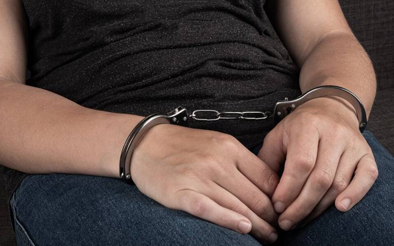 Mulher procurada por tráfico e organização criminosa é presa com cocaína em Três Barras