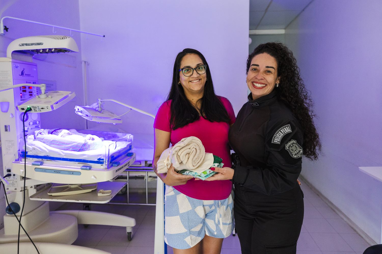 Polícia Penal entrega 150 kits para mães e recém-nascidos no Hospital Regional de São José